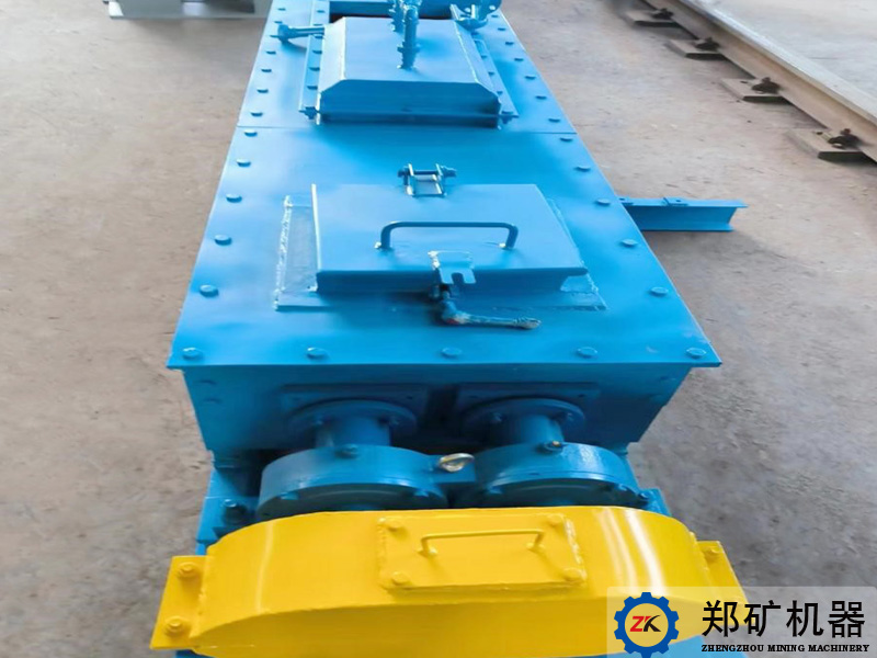 鎮江某精密雙軸攪拌機設備